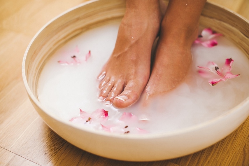 Peppermint Foot Soak to Revitalize Your Feet